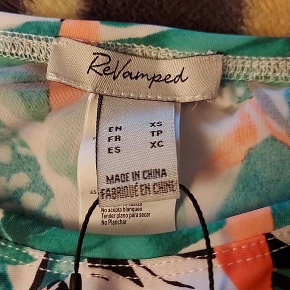 Swimsuit top - Picture 3 of 4